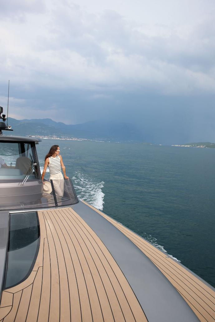 Q52 yacht Boka Bay